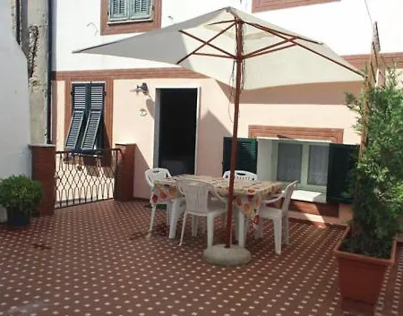 アパートホテル Casetta N.2 Con Piscina *