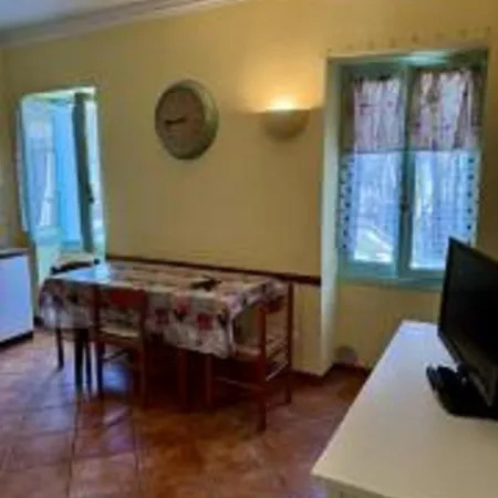 アパートホテル Casetta N.2 Con Piscina Sarola