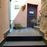 Casetta N.2 Con Piscina 3*