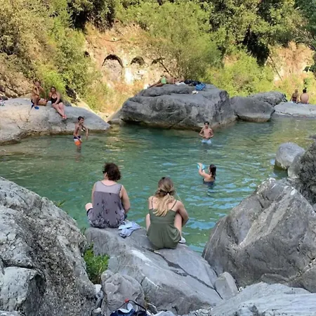 Ξενοδοχείο με διαμερίσματα Casetta N.2 Con Piscina Sarola