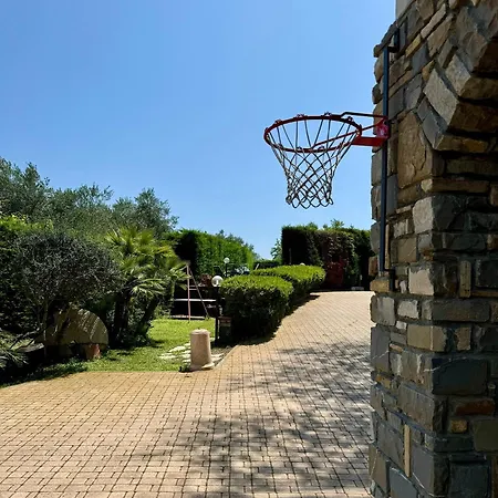 Casetta N.2 Con Piscina